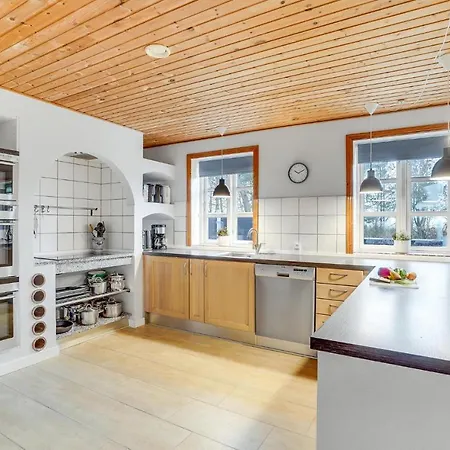 Cozy In Romo With Kitchen Bolilmark